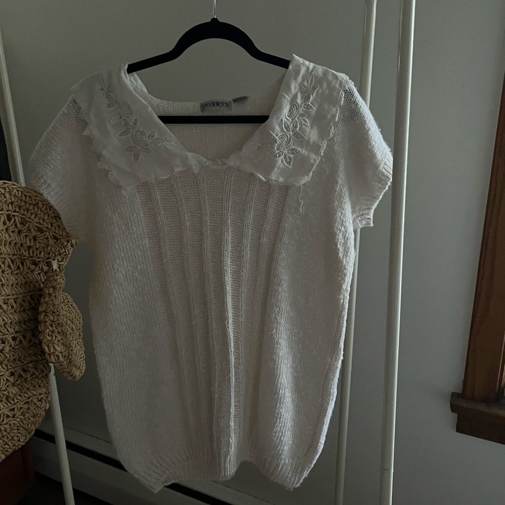 Vintage Peddlers Knit Sweater Blouse w Lace Collar